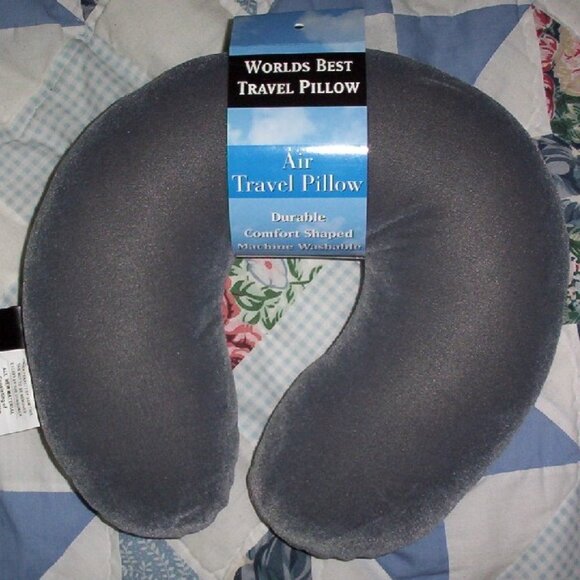 World Best Share Air Travel Pillow - Picture 1 of 2